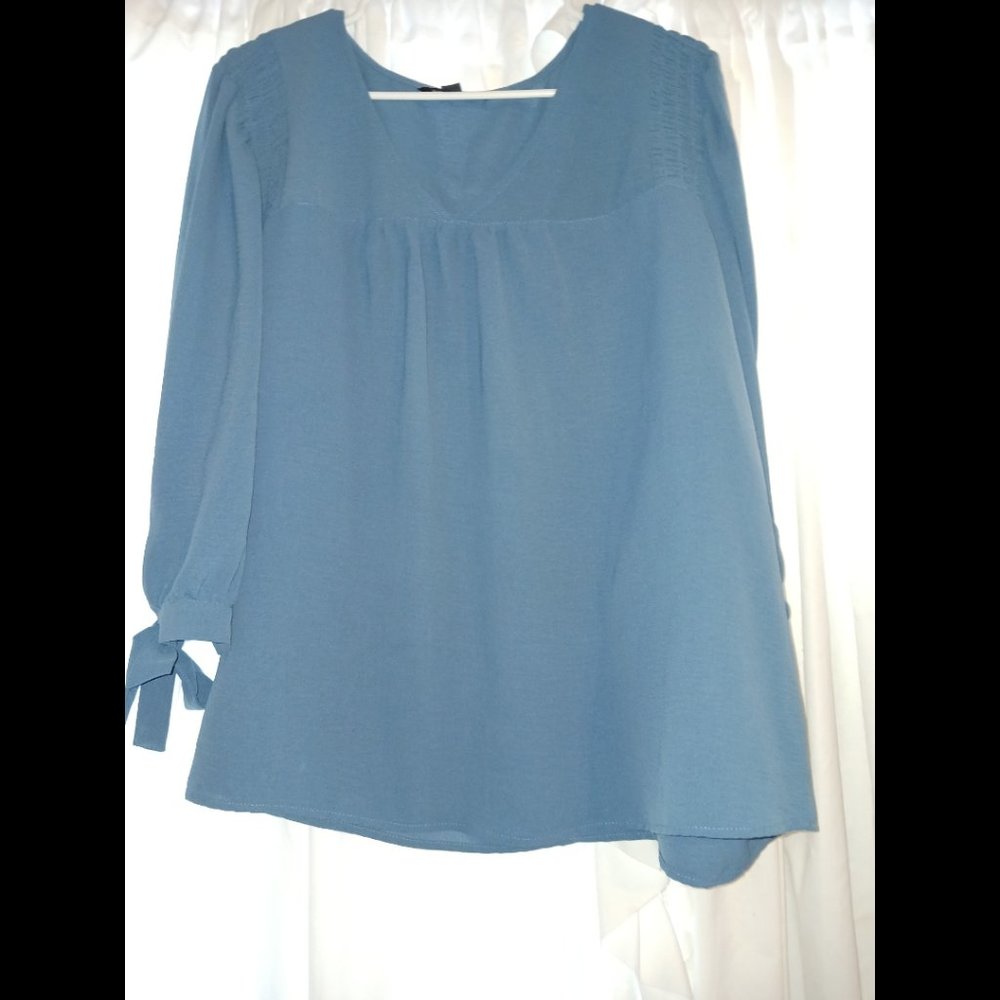 Beautiful Zac and Rachel Plus Size blouse Size 3X